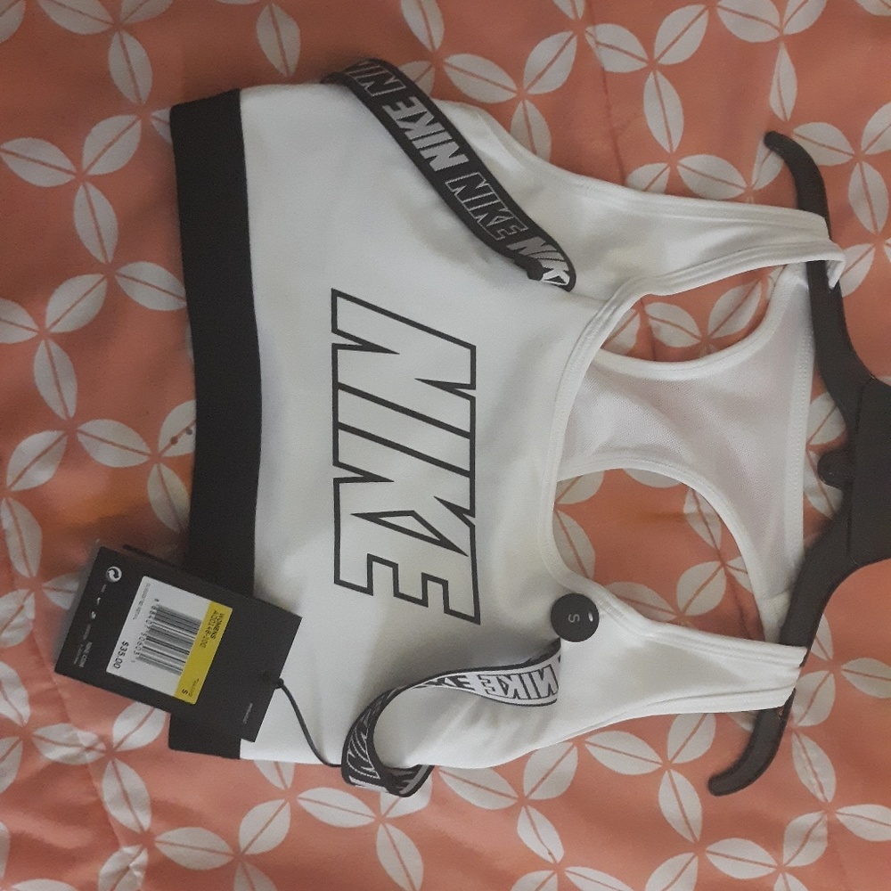 Nike sports bra